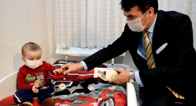 Lösemili Ahmet Artık Hayalindeki Yatakta Yatacak