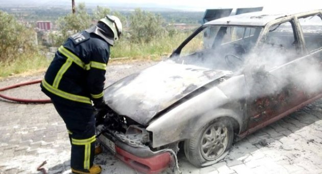 Lpg’li Araç Alevlere Teslim Oldu