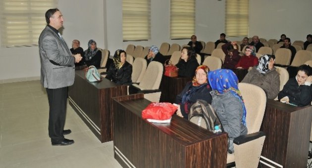 M. Kemalpaşa Belediyesi’nden 30 Kişiye İş İmkânı