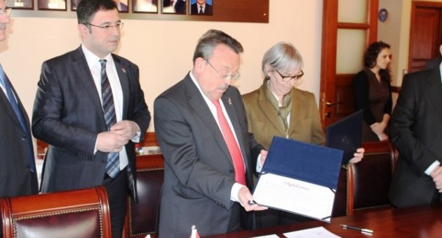 Macaristan Barolar Birliği Başkanlığı Ve Tekirdağ Barosu İş Birliği Anlaşması Yaptı