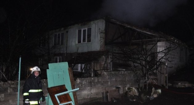Mahallelerin Karışması Evi Kül Etti