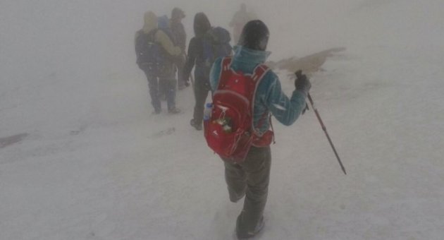 Mahsur Kalan 19 Dağcı 17 Saatin Ardından Kurtarıldı
