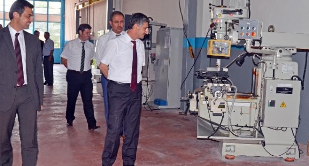 Manisa Valisi Bektaş Ukub’un Çalışmalarına Tam Not