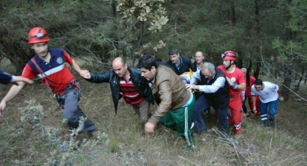 Mantar Toplarken 100 Metrelik Uçurumdan Yuvarlandı