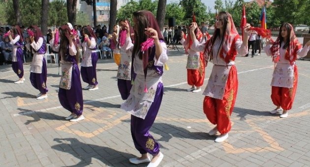 Manyas’ta 19 Mayıs Gençlik Ve Spor Bayramı Töreni