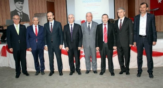 Manyas’taki Kutlu Doğum Konferansında İl Müftüsü Konuştu