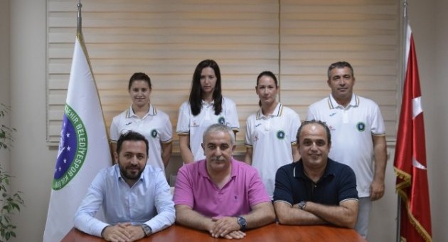 Masa Tenisine İki Yeni Transfer