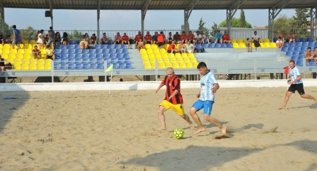 Masterlar Plaj Futbolunun Şampiyonu Smyrna Oldu