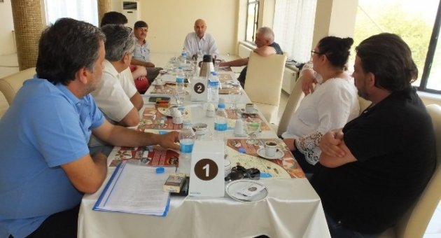 Meclis Üyesi Çancı, Akova’nın Tariş Menfaatlerini Savunmadığını Söyledi