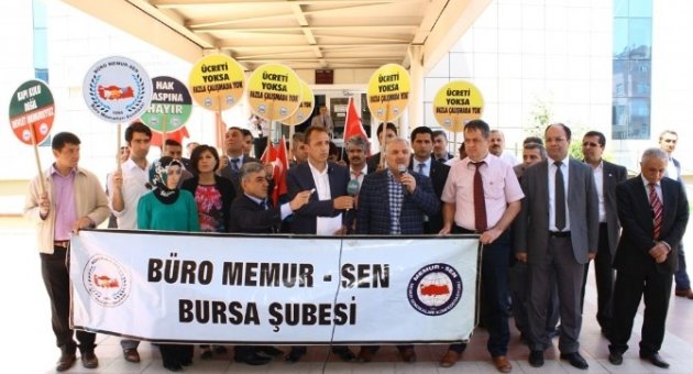 Memurlar Sosyal Güvenlik Haftasını Eylemle Kutladı