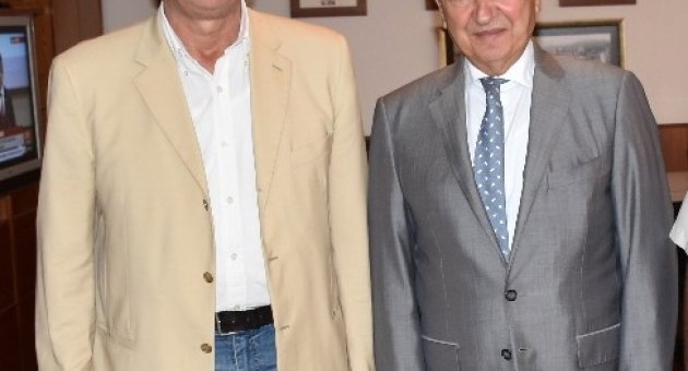 Midilli’de En Büyük Sorun Sığınmacılar