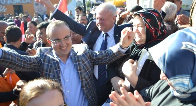 Milletvekillerine Davul-klarnetli Karşılama