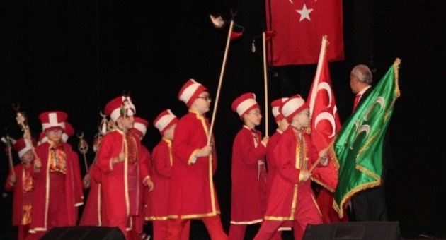 Minik Mehteranlar Büyüledi