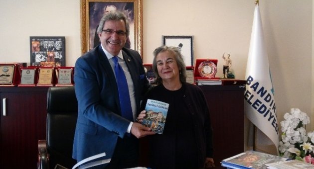 Mirza: "sanatın Ve Sanatçının Yanındayız"