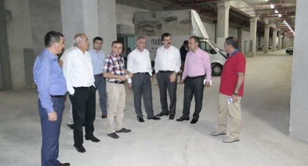 Mobilya Avm’ye Belediye Eli Değiyor
