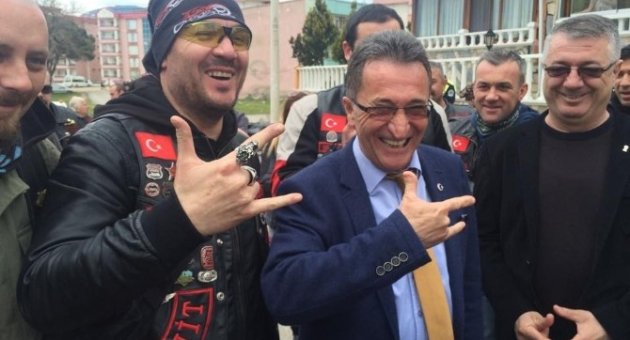 Motosiklet Hayranları Bir Araya Geldi