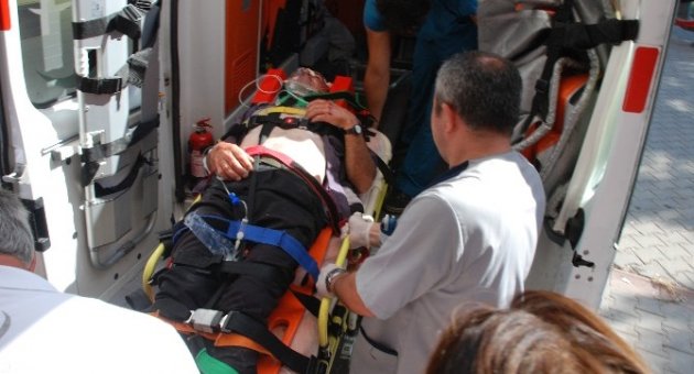 Motosikletten Düşen Sürücü Yaralandı