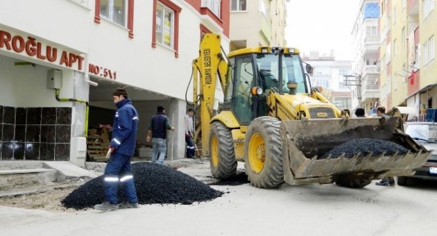 Mudanya Belediyesi Asfalt Sezonunu Erken Açtı