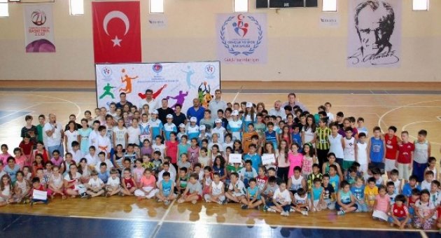 Mudanya Yaz Okulları İlk Mezunlarını Verdi