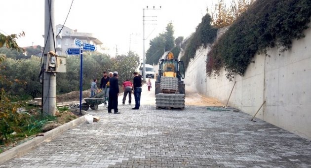 Mudanya’nın Yeni Sokaklarına Parke Taşı
