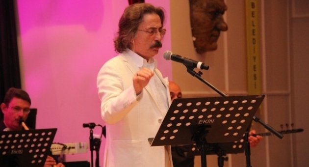 Münir Nurettin Selçuk’un 34. Ölüm Yıl Dönümüne Anlamlı Konser