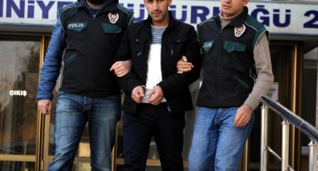 Narkotik Polisinden 150 Bin Liralık Esrar Vurgunu