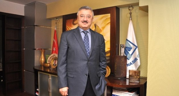 Necip Nasır’dan Gözgöz’e 35 Bin Kişilik Stat Önerisi