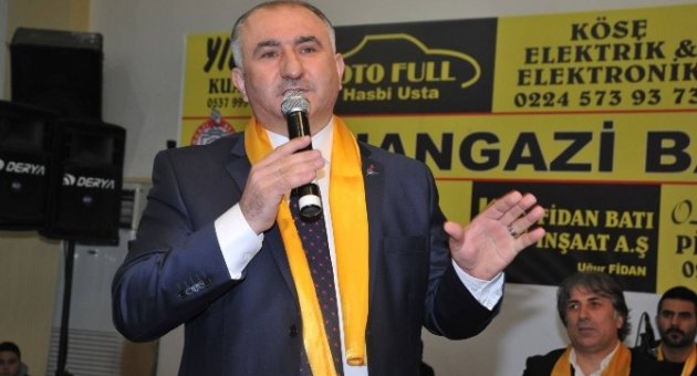 Neşet Çağlayan Bayburtlularla Kurtuluş Gecesinde Bir Araya Geldi
