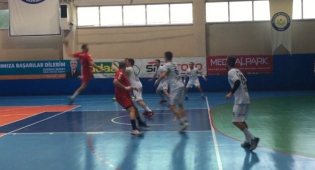 Nilüfer Belediyespor’da Galibiyet Sevinci