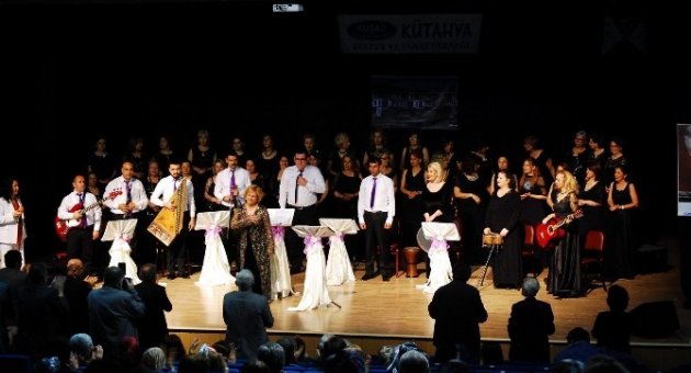 Nilüfer Kadın Korosu’ndan Anlamlı Konser