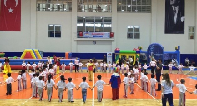 Nilüfer’de Minikler Hünerlerini Sergiledi