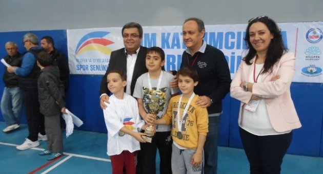 Nilüfer’de Spor Şenlikleri Coşkusu Sürüyor