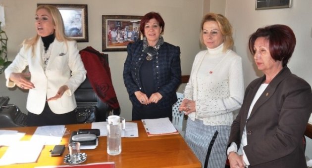 Ödemiş Chp’nin Kadın Kolları Başkanı Güven Tazeledi