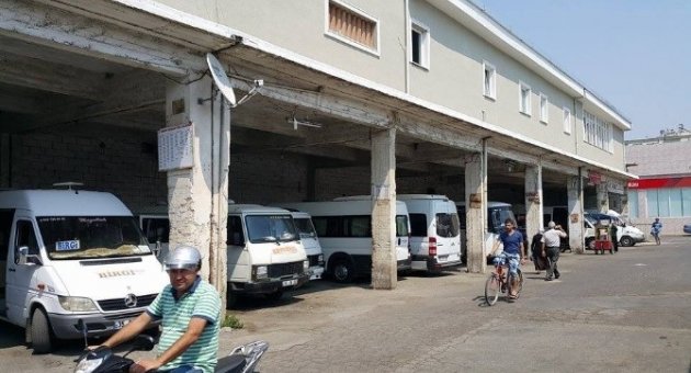 Ödemiş Otogarında Dolmuş Peronları Bakımsız Kaldı