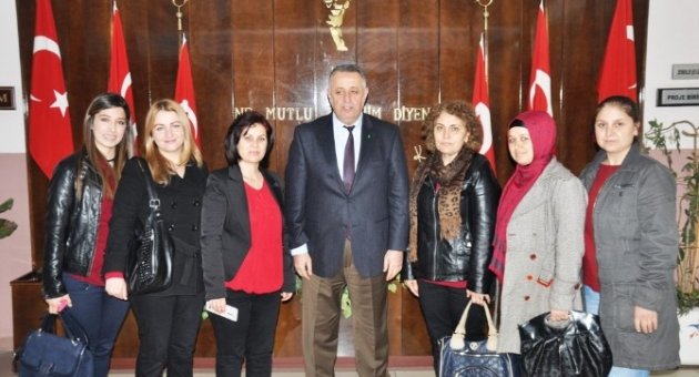 Ödemişli Ak Kadınlardan Kaymakam Ateşoğlu’na Ziyaret
