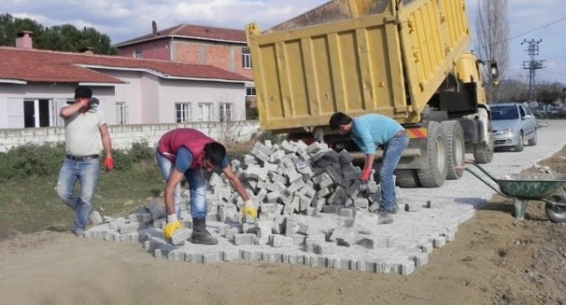 Ödemiş’te Mahallelerdeki Çalışmalar Sürüyor