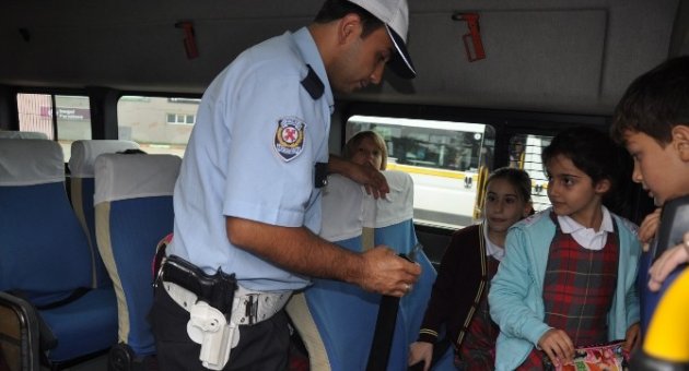 Öğrenci Servislerine Sıkı Denetim