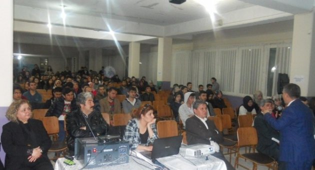Öğrenci Yurdunda Çanakkale Zaferi Kutlandı