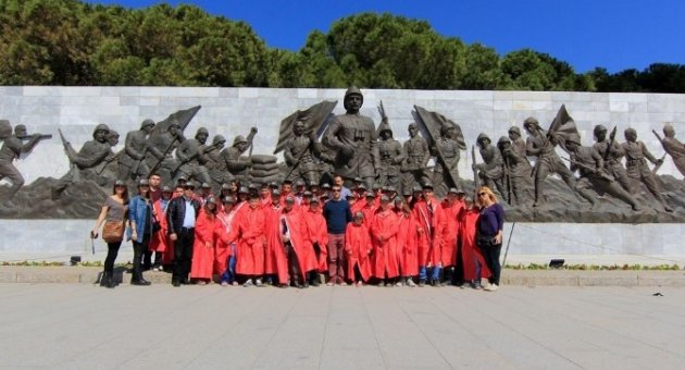 Öğrenciler Çanakkale’de Duygu Dolu Anlar Yaşadı
