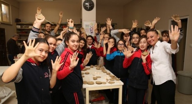 Öğrenciler Hünerlerini Seramik Atölyesinde Sergiledi