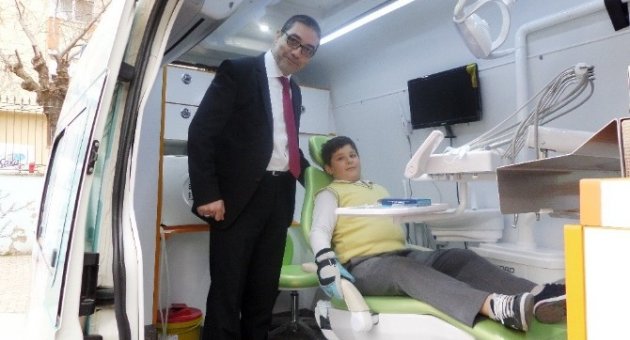 Öğrencilere Diş Taraması Yapıldı
