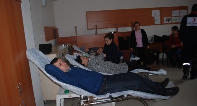 Öğretmen Ve Veliler Çerkezköy’de Kan Verdi