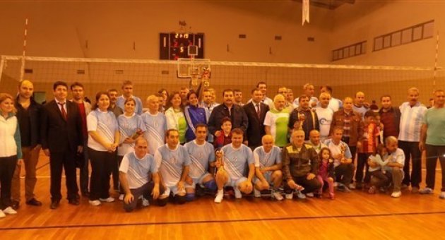 Öğretmenler Voleybol Turnuvası Sona Erdi