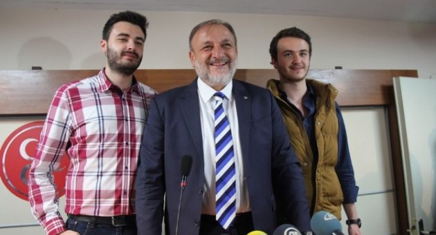 Oktay Vural’a Seçim Çalışmalarında Aile Desteği