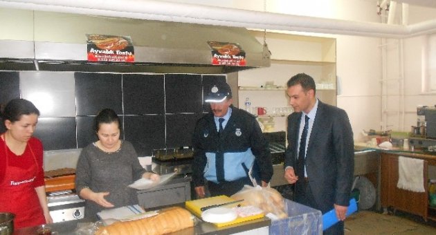 Okul Kantinleri Denetlendi