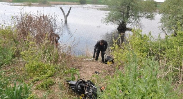 Oltasını Takıldığı Yerden Kurtarmak İsterken Gölette Boğuldu