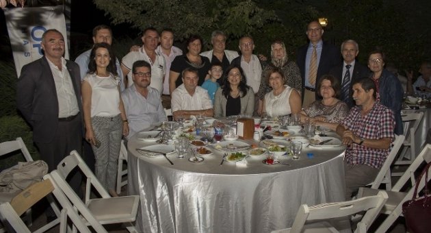 Optimed Hastanesi’nden Muhtarlara İftar Yemeği