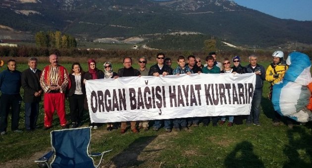 Organ Bağışı İçin Gökyüzünde Pankart Açtılar
