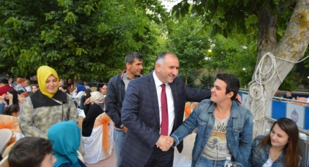 Orhangazi Ailesi İftarda Buluştu
