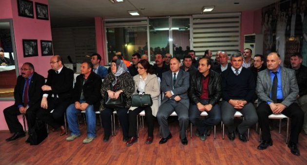 Orhangazi’de Toplu Sözleşme Sevinci